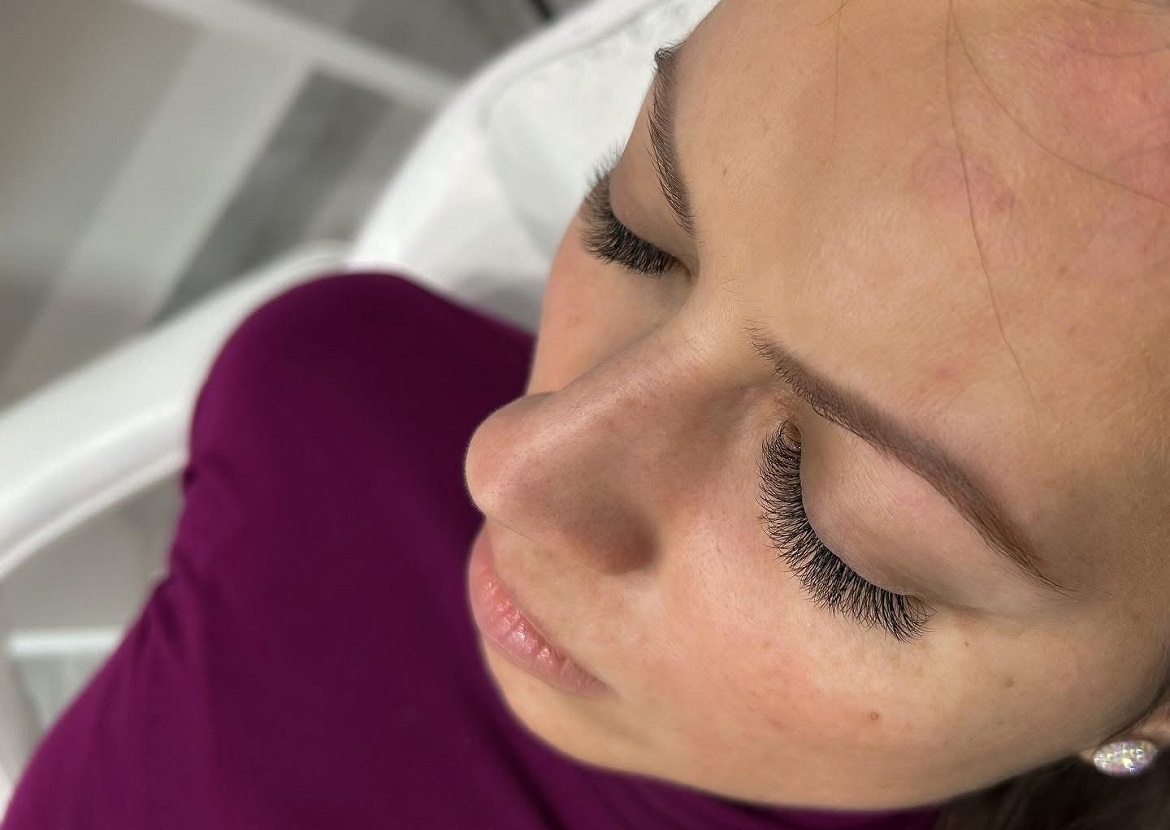 Műszempilla építés - Gold Aesthetic szépségszalon